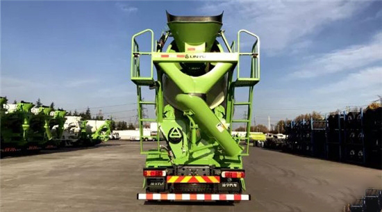 中集凌宇新一代智匯版攪拌車，劍指2018市場(chǎng)